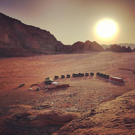 Wadi Rum Sky Tours & Camp Kültér fotó