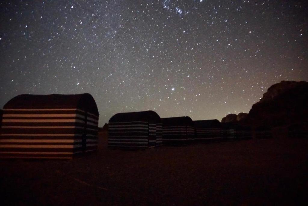 Wadi Rum Sky Tours & Camp Kültér fotó