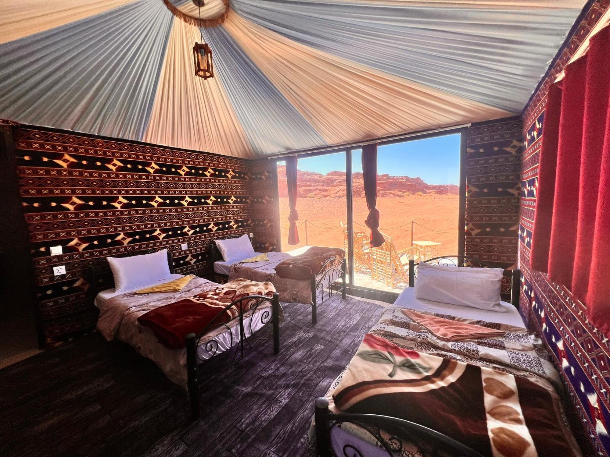 Wadi Rum Sky Tours & Camp Kültér fotó