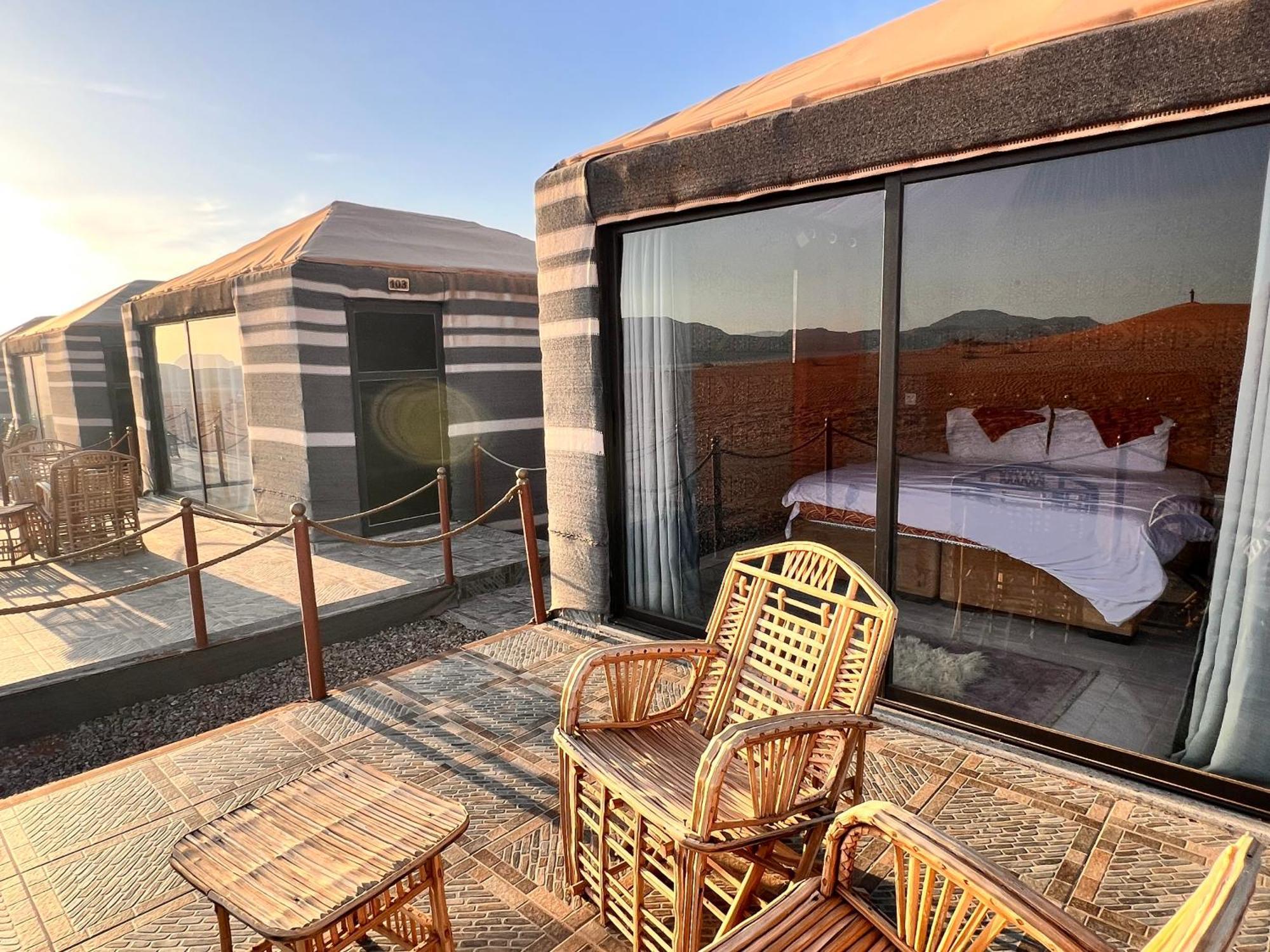 Wadi Rum Sky Tours & Camp Kültér fotó